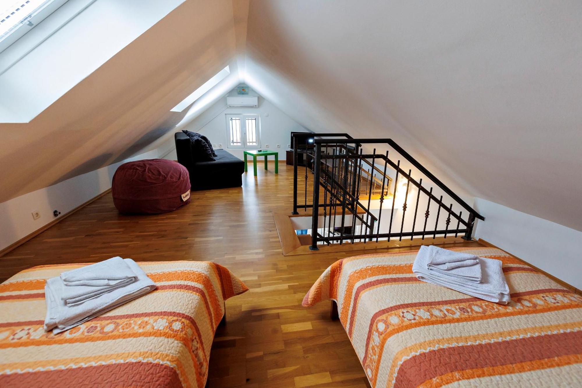 Apartments Baricevic Bol Eksteriør billede
