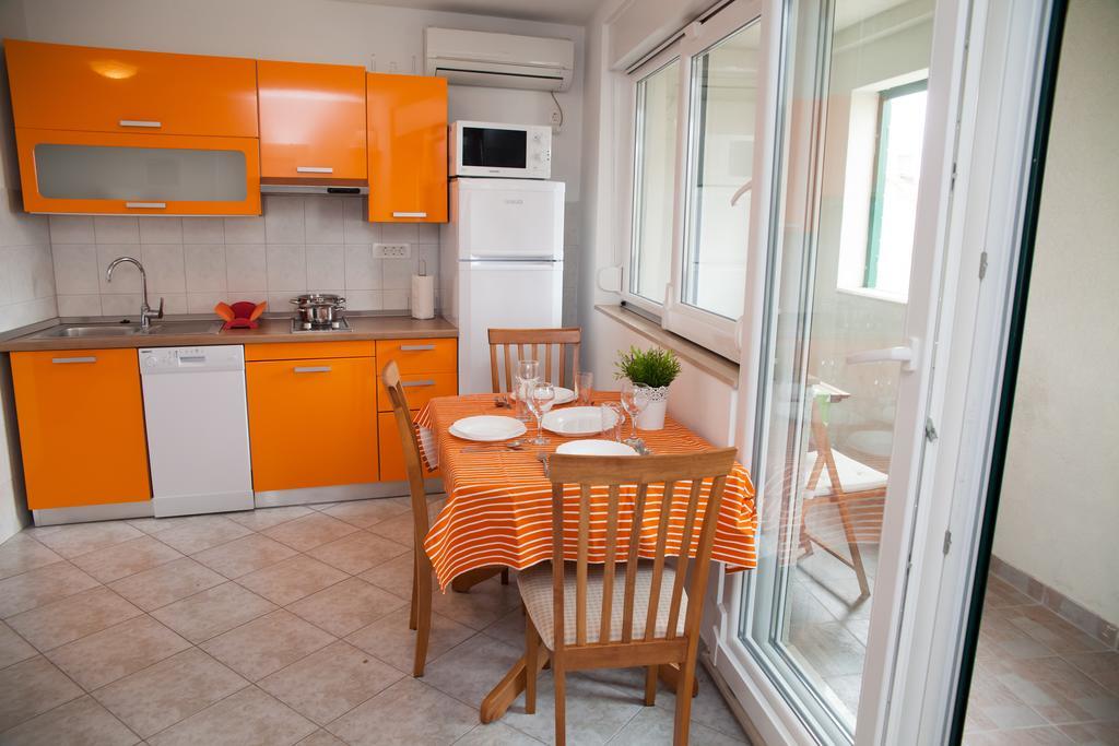 Apartments Baricevic Bol Eksteriør billede